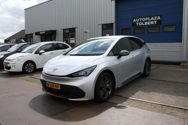 Grijs Gebruikt 2022 Cupra Born Hatchback | € 19.999 (Eerlijke prijs) - Afbeelding 1/4
