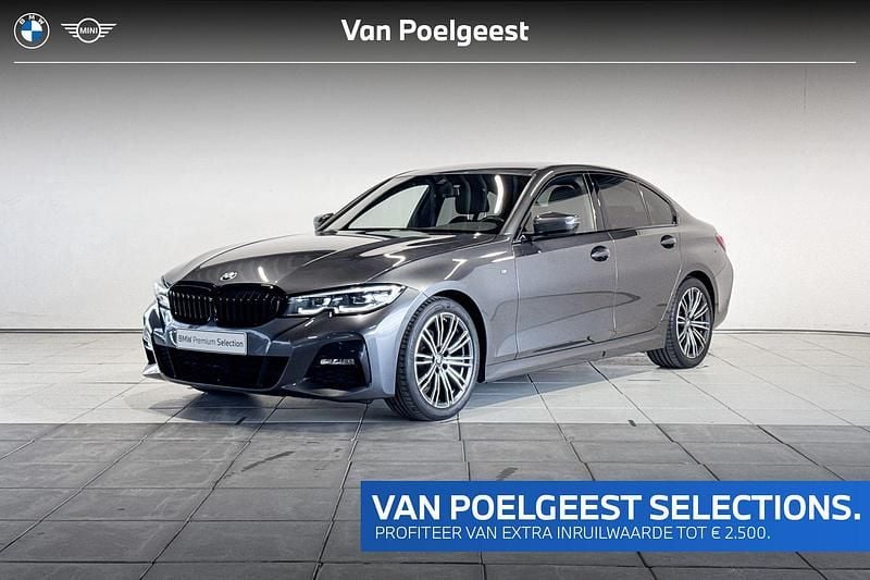 Mineralgrau metallic (grijs metallic) Gebruikt 2021 BMW 320 Comfort Edition Sedan | € 32.900 (Eerlijke prijs) - Afbeelding 1/4