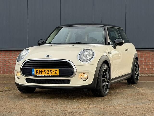 Occasion Mini Cooper Business 136 PK (100 kW) 2016 Wit (metallic) Hatchback