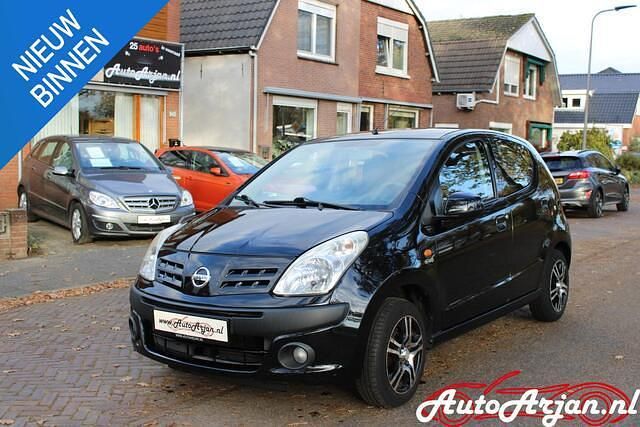Zwart Gebruikt 2009 Nissan Pixo Acenta Hatchback | € 1.750 (Super prijs) - Afbeelding 1/4