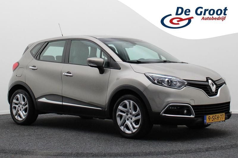 Bruin Gebruikt 2013 Renault Captur Dynamique SUV | € 9.950 (Eerlijke prijs) - Afbeelding 1/4