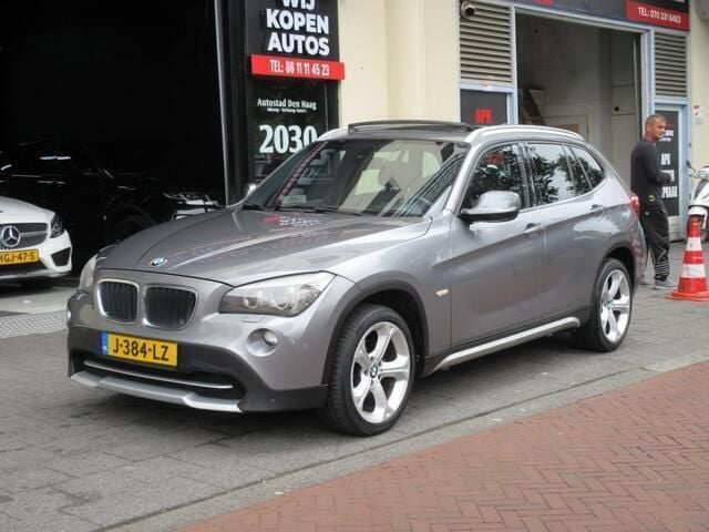 Grijs Gebruikt 2011 BMW X1 Executive SUV | € 6.950 (Eerlijke prijs) - Afbeelding 1/4