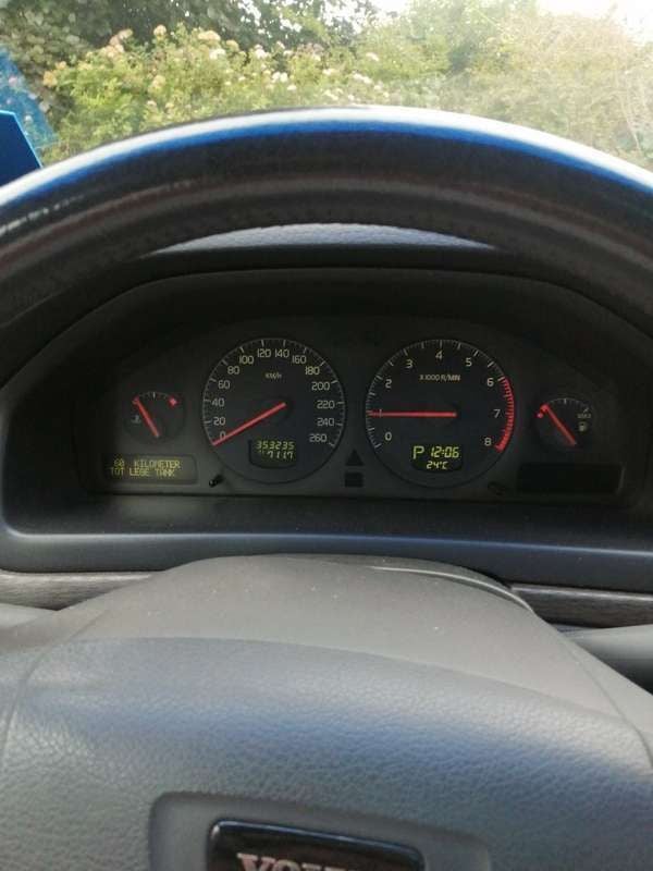 Grijs Gebruikt 2000 Volvo S80 Comfort Sedan | € 1.250 (Eerlijke prijs) - Afbeelding 1/4
