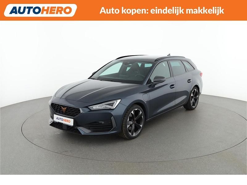 Grijs (metallic) Occasion 2022 Cupra Leon Stationwagen | € 20.949 (Super prijs) - Afbeelding 1/4