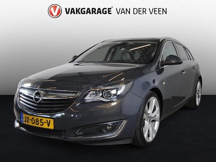 Grijs Gebruikt 2016 Opel Insignia Stationwagen | € 8.945 (Eerlijke prijs) - Afbeelding 1/4