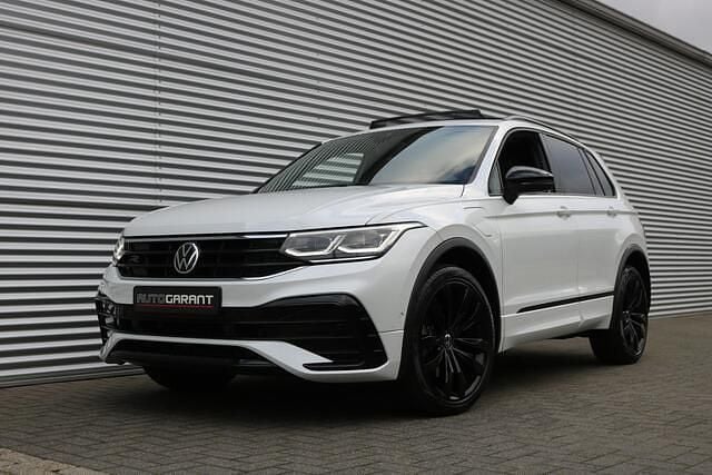 Wit Gebruikt 2021 VW Tiguan Style SUV | € 36.950 (Iets duurder) - Afbeelding 1/4