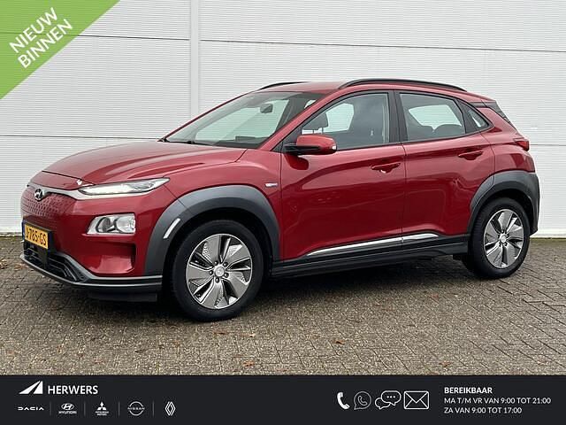 Pulse red metallic (y2r) Occasion 2020 Hyundai Kona Comfort SUV | € 15.485 (Eerlijke prijs) - Afbeelding 1/4