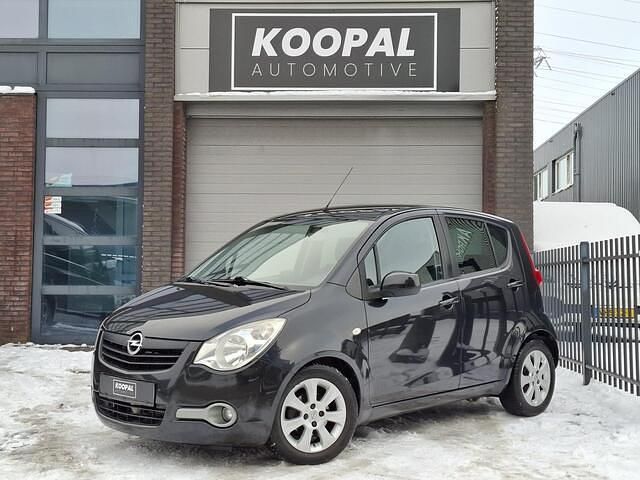 Zwart Occasion 2010 Opel Agila Edition Hatchback | € 2.240 (Eerlijke prijs) - Afbeelding 1/4