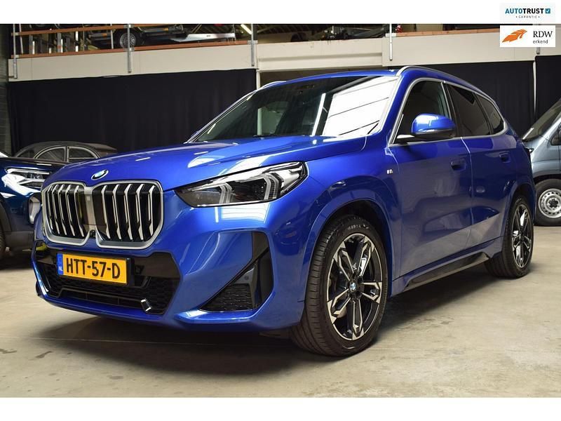 Blauw Gebruikt 2023 BMW X1 SUV | € 46.000 (Eerlijke prijs) - Afbeelding 1/4