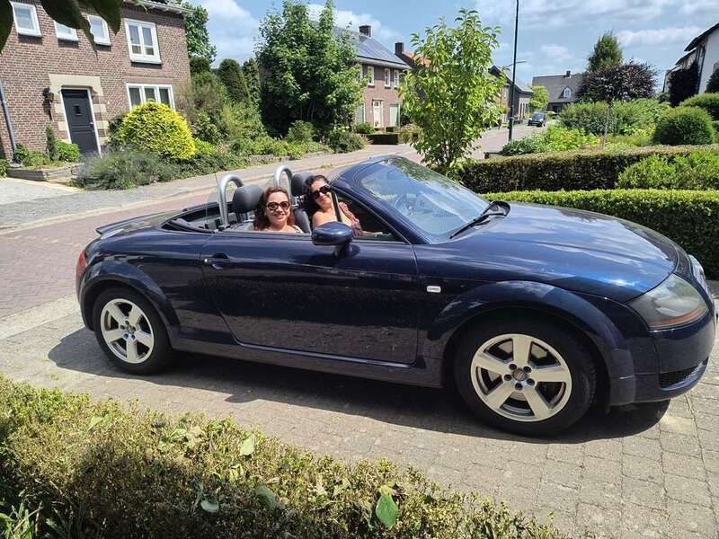 Blauw Gebruikt 2002 Audi TT Cabriolet | € 4.000 (Goede deal) - Afbeelding 1/4