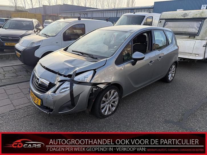 Grijs Occasion 2011 Opel Meriva Edition MPV | € 950 - Afbeelding 1/4