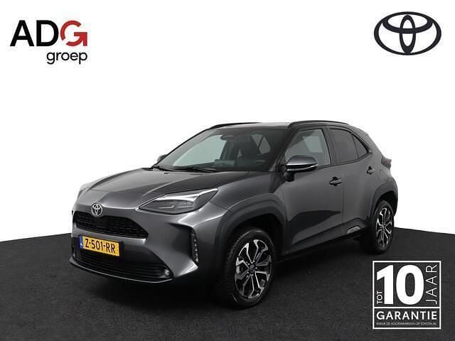 Grijs Gebruikt 2024 Toyota Yaris Cross Edition SUV | € 29.950 (Eerlijke prijs) - Afbeelding 1/4
