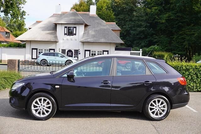 Zwart Gebruikt 2010 Seat Ibiza ST Style Stationwagen | € 3.900 (Eerlijke prijs) - Afbeelding 1/3