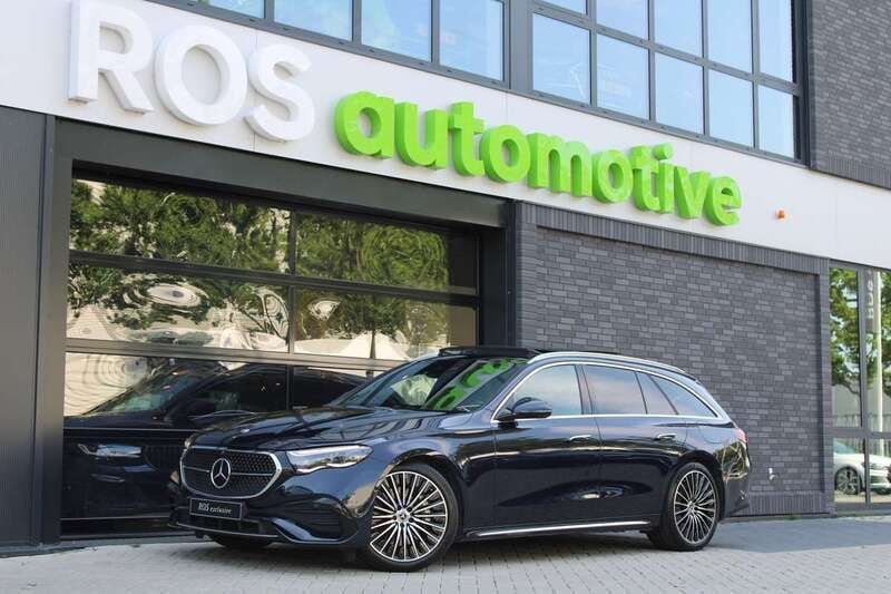Gebruikt 2024 Mercedes E300 AMG line Stationwagen | € 67.950 - Afbeelding 1/4