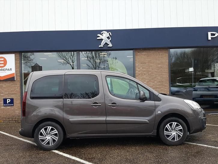 Occasion Citroën Berlingo Live 110 PK (80 kW) 2017 Grijs MPV