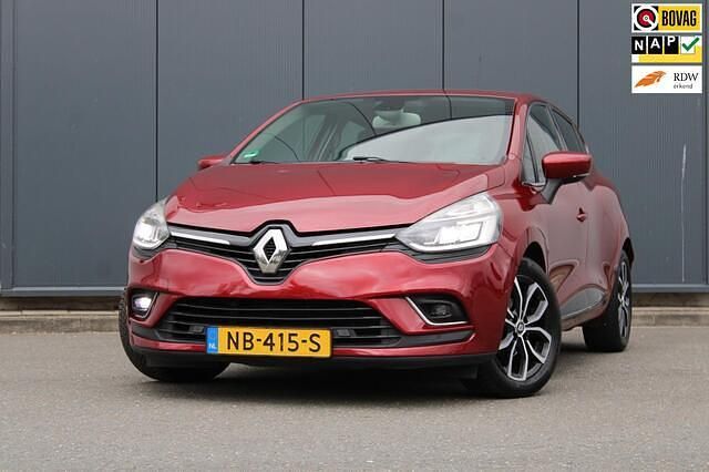 Rood Gebruikt 2017 Renault Clio IV Bose Edition Hatchback | € 7.950 (Eerlijke prijs) - Afbeelding 1/4