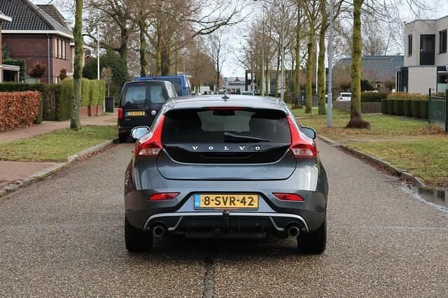 Occasion Volvo V40 R-Design 114 PK (83 kW) 2013 Grijs Hatchback