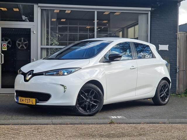 Wit Gebruikt 2014 Renault Zoe Life Hatchback | € 5.995 (Eerlijke prijs) - Afbeelding 1/4