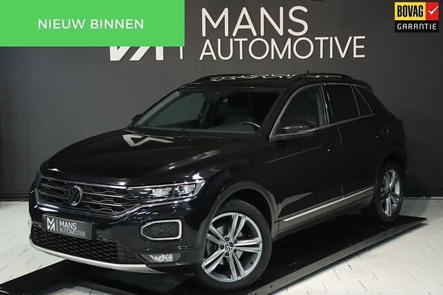 Zwart Gebruikt 2021 VW T-Roc R-line SUV | € 21.950 (Super prijs) - Afbeelding 1/4