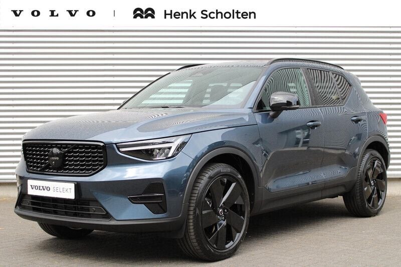 Blauw Nieuw 2025 Volvo XC40 Plus SUV | € 57.950 - Afbeelding 1/4