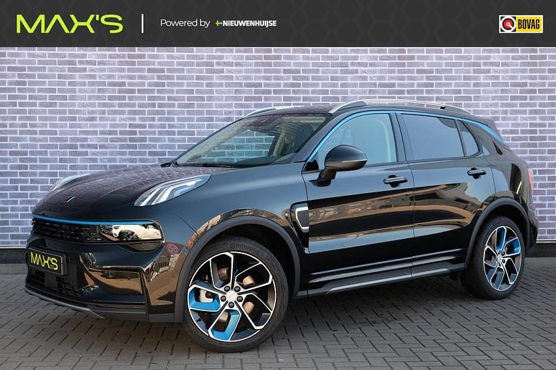 Zwart Gebruikt 2022 Lynk & Co 01 SUV | € 26.394 (Eerlijke prijs) - Afbeelding 1/4