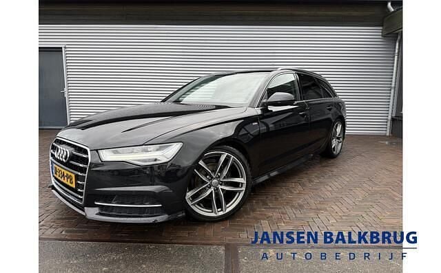 Zwart Gebruikt 2017 Audi A6 S-Line Stationwagen | € 24.985 (Eerlijke prijs) - Afbeelding 1/4