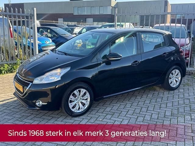 Zwart Gebruikt 2012 Peugeot 208 Hatchback | € 4.390 (Eerlijke prijs) - Afbeelding 1/4