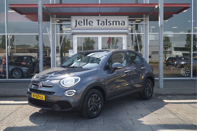 Grijs, metallic lak Gebruikt 2021 Fiat 500X Lounge SUV | € 19.945 (Duur) - Afbeelding 1/4