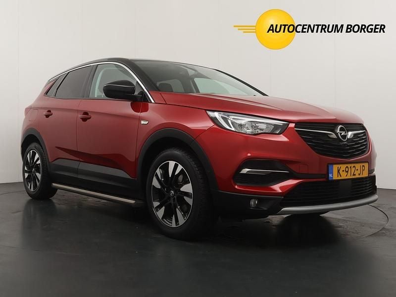 Rood (metallic) Occasion 2021 Opel Grandland X Elegance SUV | € 19.899 (Eerlijke prijs) - Afbeelding 1/4