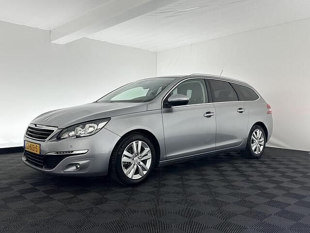 Occasion Peugeot 308 SW Comfort 120 PK (88 kW) 2015 Grijs (metallic) Stationwagen