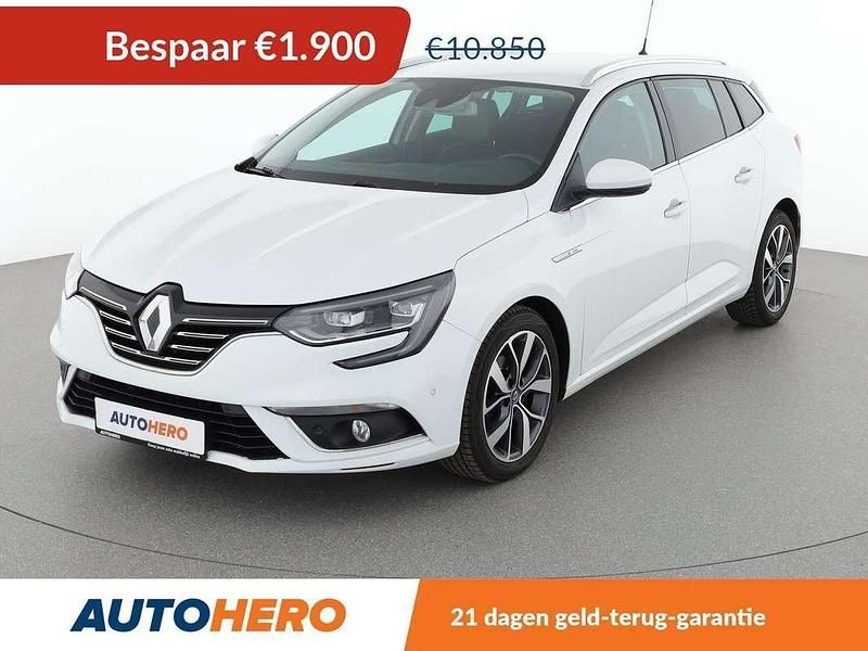 Wit Gebruikt 2016 Renault Mégane III Bose Edition Hatchback | € 9.149 (Eerlijke prijs) - Afbeelding 1/3
