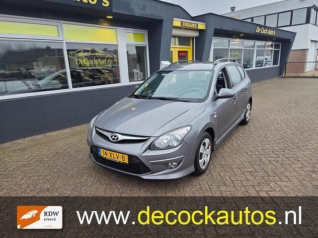 Grijs Occasion 2012 Hyundai i30 Stationwagen | € 2.740 (Goede deal) - Afbeelding 1/4