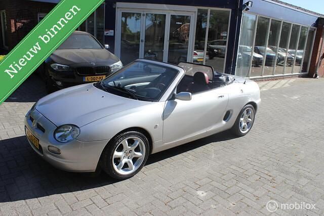Grijs Gebruikt 2000 MG F Cabriolet | € 3.950 (Eerlijke prijs) - Afbeelding 1/4