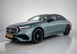 Groen Gebruikt 2024 Mercedes E400 AMG line Sedan | € 79.955 - Afbeelding 1/3