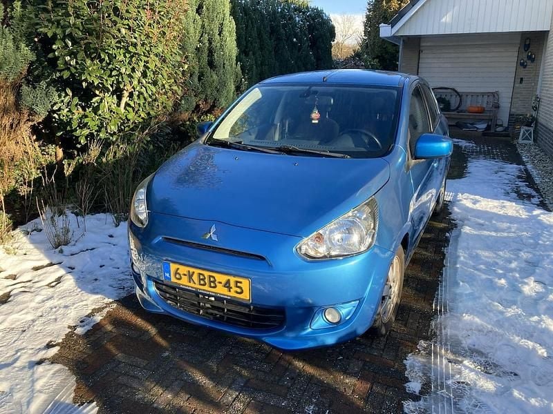 Occasion Mitsubishi Space Star Intense 2013 Blauw Hatchback
