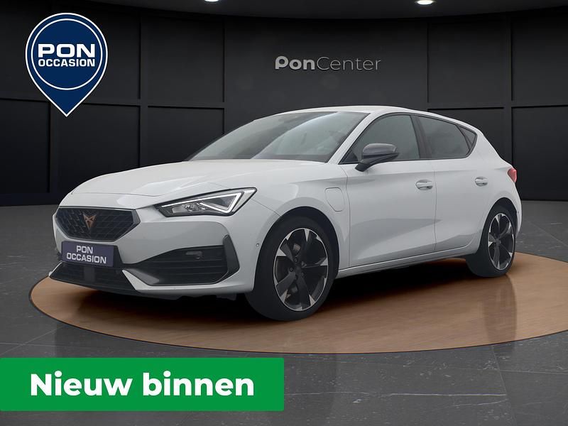 Wit Gebruikt 2022 Cupra Leon Hatchback | € 23.950 (Goede deal) - Afbeelding 1/3