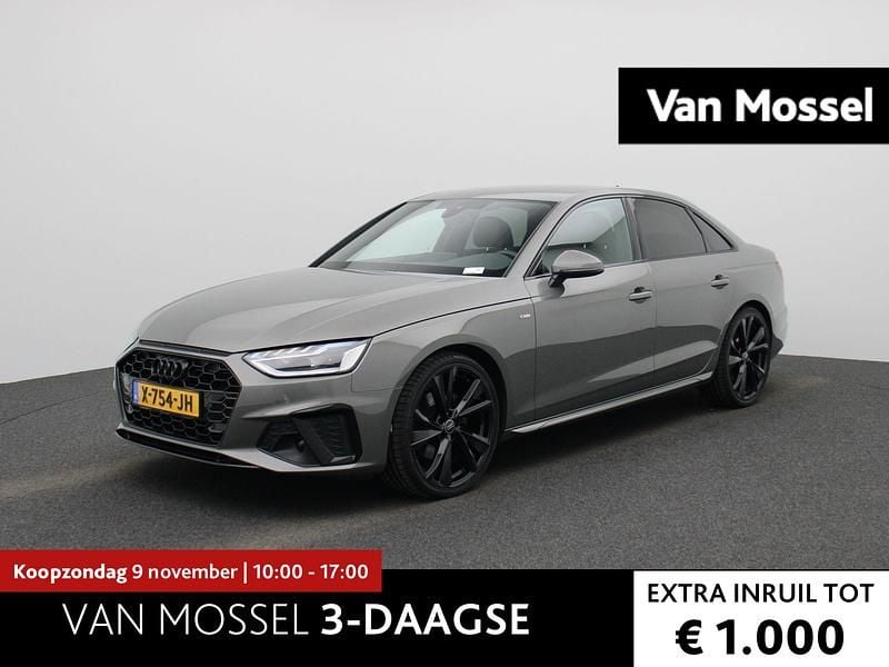 Grijs Gebruikt 2023 Audi A4 Competition Sedan | € 36.900 (Eerlijke prijs) - Afbeelding 1/4