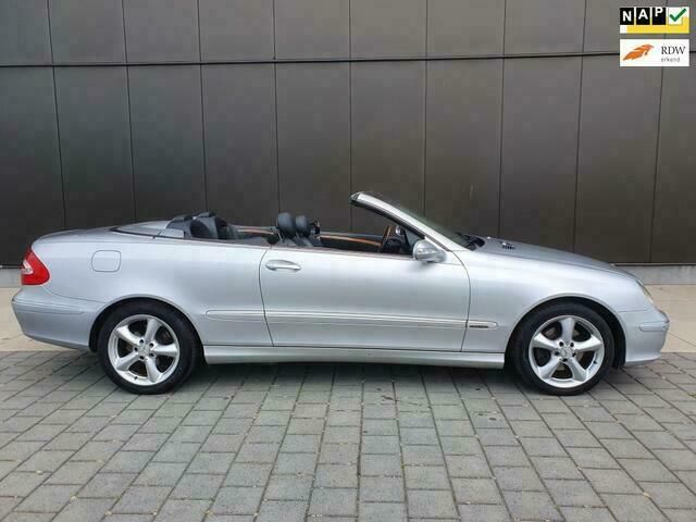 Grijs Gebruikt 2003 Mercedes 200 Cabriolet | € 6.750 (Eerlijke prijs) - Afbeelding 1/4