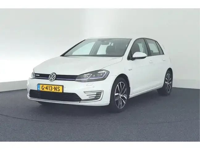 Wit Gebruikt 2019 VW e-Golf Hatchback | € 15.449 (Duur) - Afbeelding 1/4