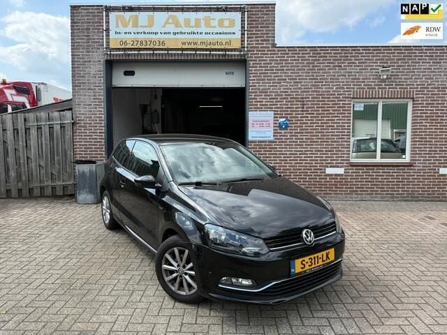 Zwart Gebruikt 2016 VW Polo Hatchback | € 6.999 (Super prijs) - Afbeelding 1/4