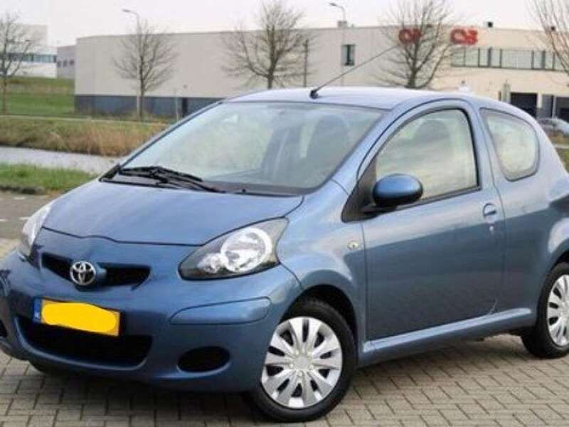 Blauw Gebruikt 2009 Toyota Aygo Comfort Hatchback | € 2.550 (Super prijs) - Afbeelding 1/4