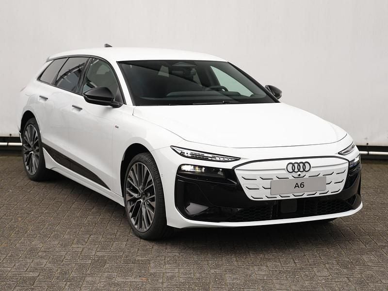 Nieuw Audi A6 e-tron S-Line 210 kW (286 PK) 2025 Wit Stationwagen