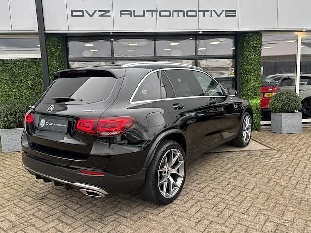 Occasion Mercedes GLC300e Business 326 PK (239 kW) 2021 Zwart SUV