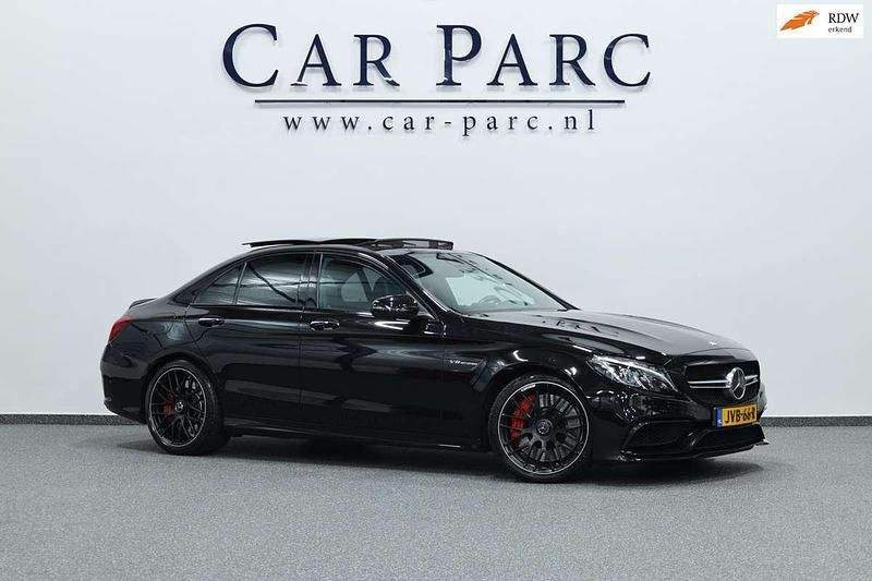 Zwart Occasion 2016 Mercedes C63 AMG AMG Sedan | € 49.995 (Eerlijke prijs) - Afbeelding 1/4
