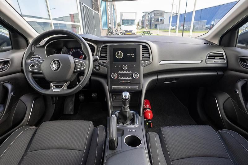 Occasion Renault Mégane GrandTour Intens 116 PK (85 kW) 2020 Blauw Stationwagen