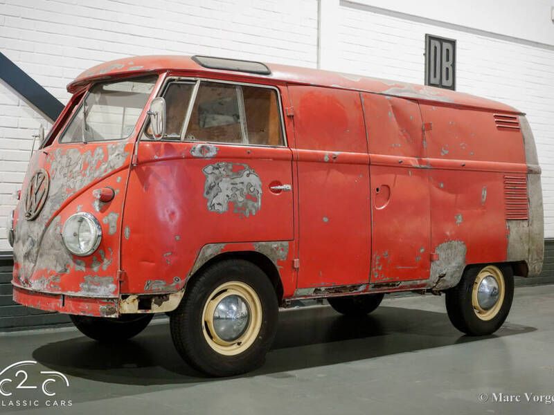 Rood Gebruikt 1961 VW T1 Van | € 17.500 - Afbeelding 1/4