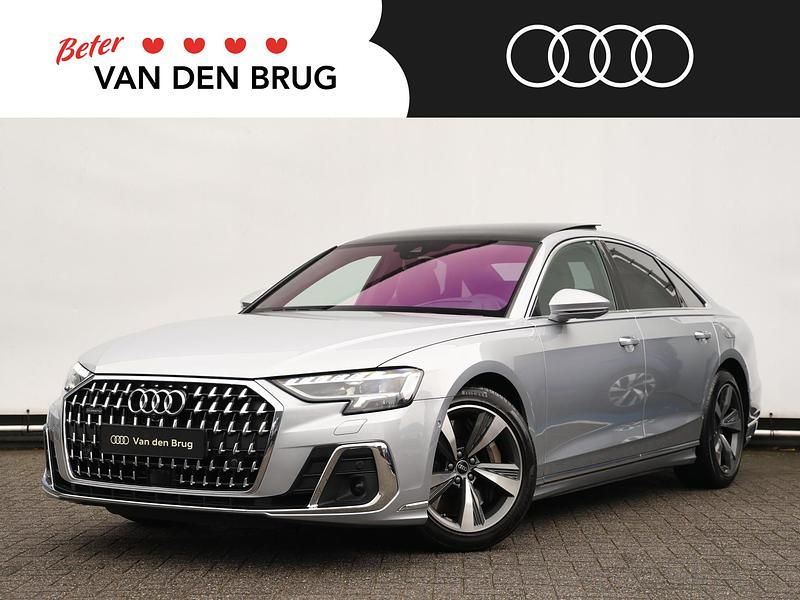 Grijs Gebruikt 2024 Audi A8 Sedan | € 73.195 - Afbeelding 1/4