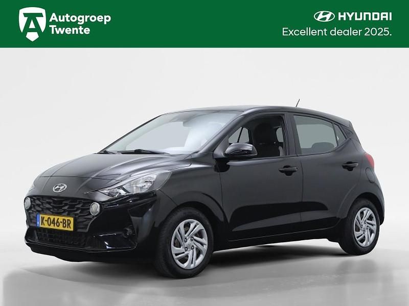 Zwart Occasion 2020 Hyundai i10 Comfort Hatchback | € 11.900 (Eerlijke prijs) - Afbeelding 1/4