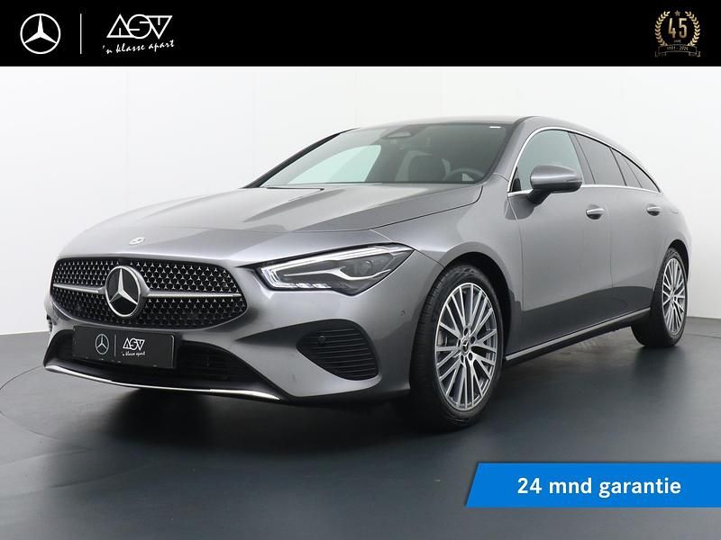 Occasion Mercedes CLA180 Shooting Brake Luxury 136 PK (100 kW) 2025 Grijs Stationwagen