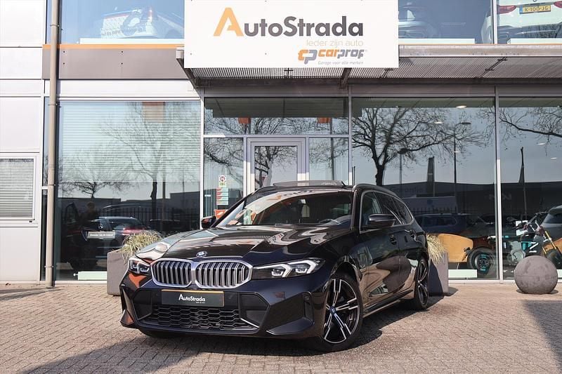 Occasion BMW 330e M Sport 184 PK (135 kW) 2022 Zwart Stationwagen